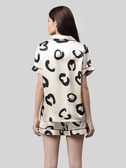 Women Top & Shorts Set Beige Printed