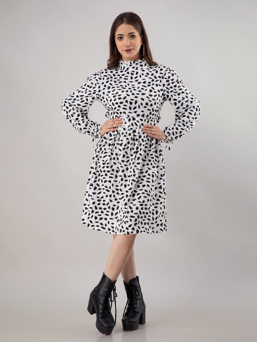 Women Fit and Flare White Knee Length Dress