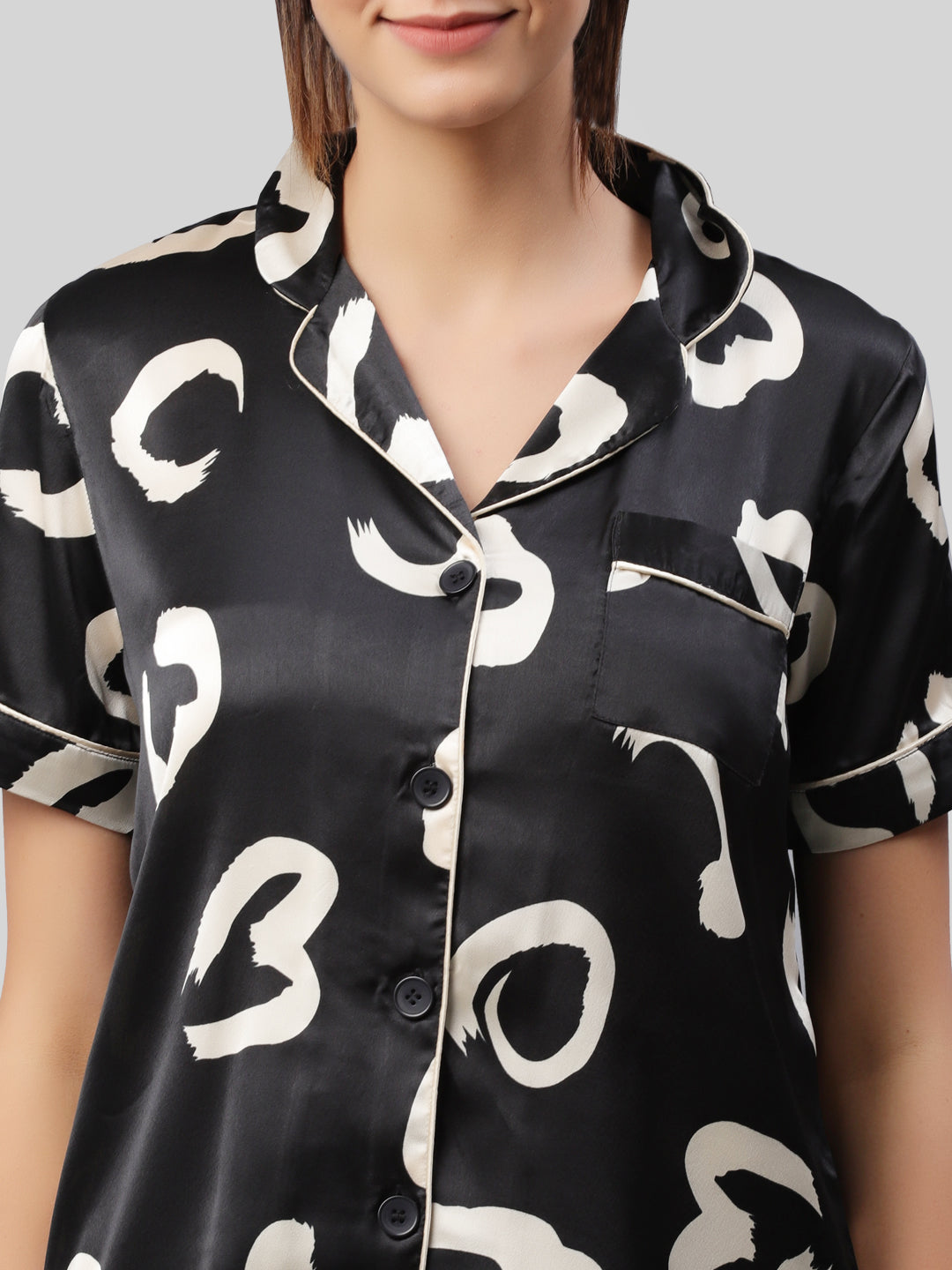 Women Top & Shorts Set Black Printed