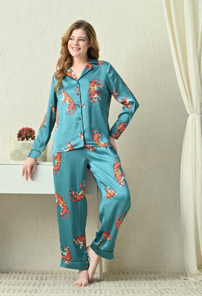 Women Shirt & Pyjama set Green Animal Print