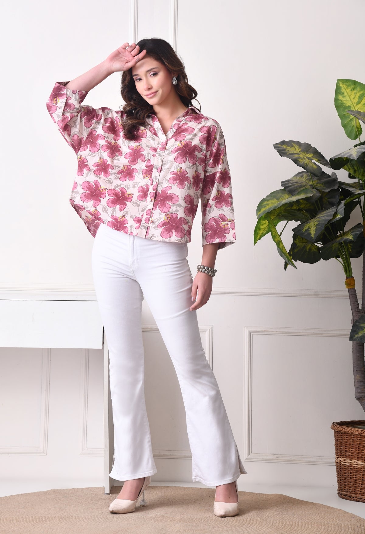 Women Oversized Fit Floral Print, Printed Spread Collar Casual Shirt