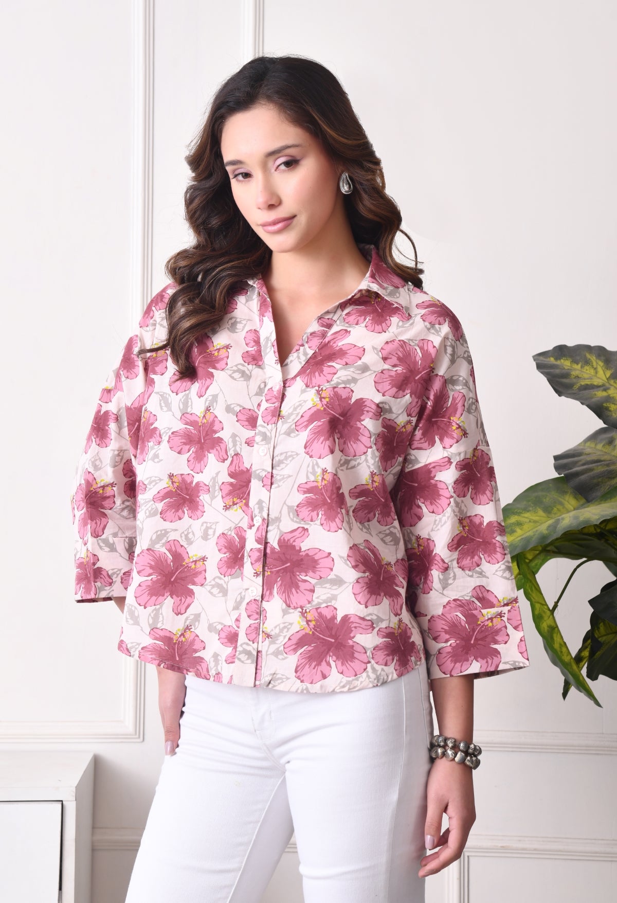 Women Oversized Fit Floral Print, Printed Spread Collar Casual Shirt