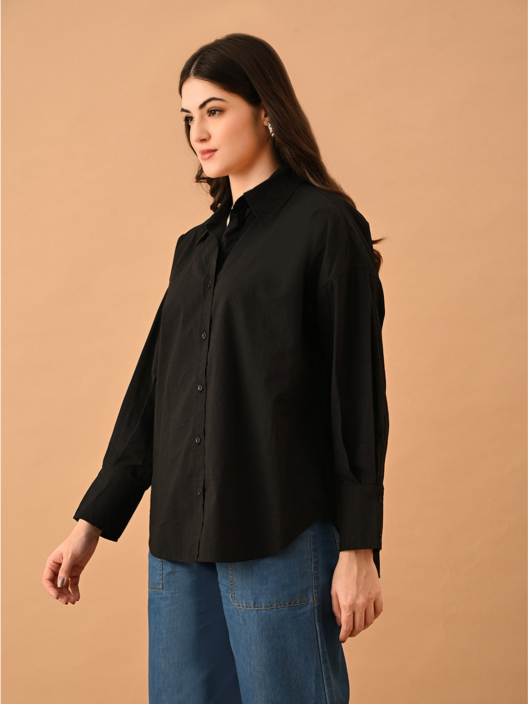 Women Relaxed Fit Solid Casual Shirt