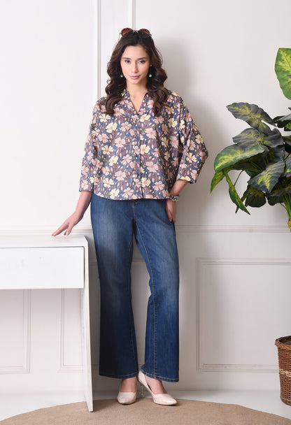 Women Relaxed Fit Floral Print, Printed Spread Collar Casual Shirt