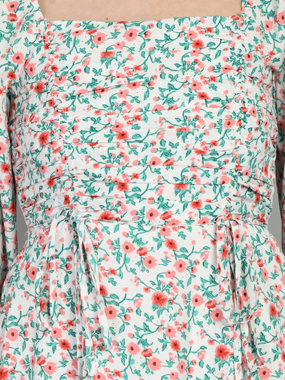 Women Fit and Flare White, Green, Red Mini/Short Dress